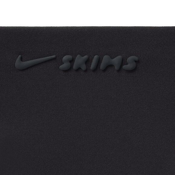 Nike x SKIMS Matte Footsie Grip Leggings in Obsidian Women XL - Picture 6 of 6
